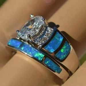 Unique 925 Silver & Blue Green Two Band White Sapphire Ring!